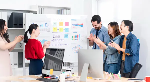 7. Organiza una trivia de marketing
