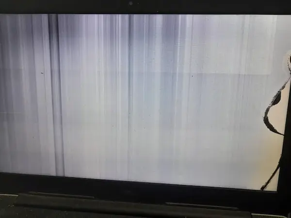 Preguntas frecuentes sobre las líneas negras en la pantalla de mi laptop