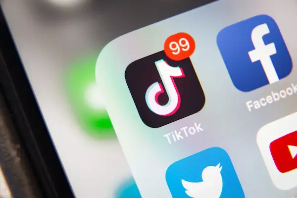 Por qué las frases para TikTok pueden ayudarte a conseguir más likes